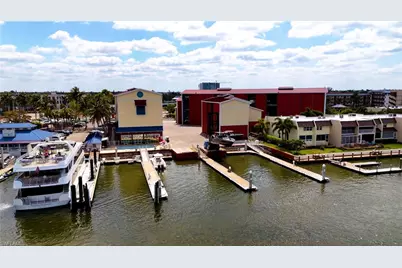 750 River Point  A3-22 Dr, Naples, FL 34102 - Photo 9