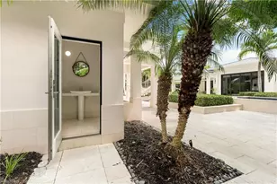 233 Ridge Dr, Naples, FL 34108 - Photo 25