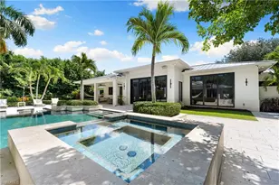 233 Ridge Dr, Naples, FL 34108 - Photo 23