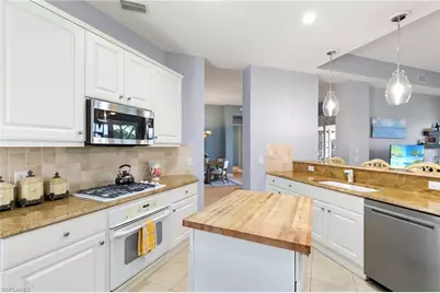 9235 Tesoro Ln #4-102, Naples, FL 34114 - Photo 17