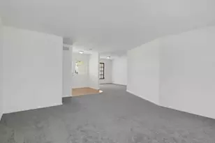 124 Sharwood Dr, Naples, FL 34110 - Photo 37