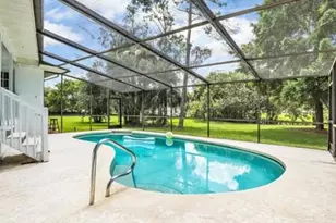 124 Sharwood Dr, Naples, FL 34110 - Photo 11