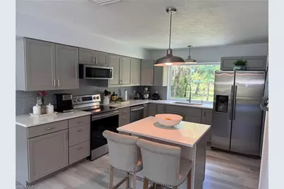 310 14th St SE, Naples, FL 34117 - Photo 17