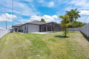 926 Gleason Pkwy, Cape Coral, FL 33914 - Photo 39