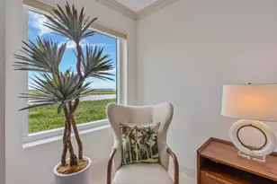 1050 Borghese Ln, Naples, FL 34114 - Photo 21