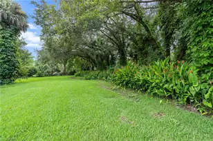 5247 Cherry Wood Dr, Naples, FL 34119 - Photo 21