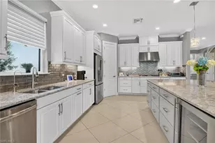 9512 Livorno Ct, Naples, FL 34119 - Photo 9