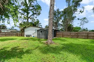 20234 Sherrill Ln, Estero, FL 33928 - Photo 19