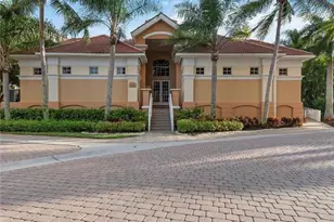 470 Launch Cir, Naples, FL 34108 - Photo 9