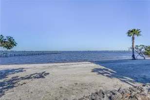 7077 Quail Run Ct E, Fort Myers, FL 33908 - Photo 43