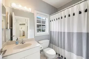 1133 Sweetwater Ln, Naples, FL 34110 - Photo 19