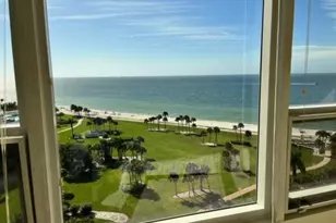 4251 Gulf Shore Blvd N, Naples, FL 34103 - Photo 13