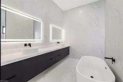 1248 13th Ave N, Naples, FL 34102 - Photo 15