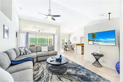 589 Lambton Ln, Naples, FL 34104 - Photo 3