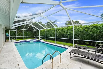 589 Lambton Ln, Naples, FL 34104 - Photo 21