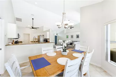 589 Lambton Ln, Naples, FL 34104 - Photo 9