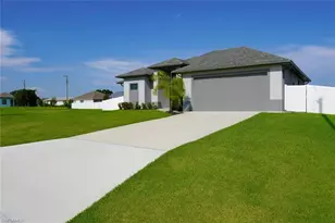 1137 NE 4th Ave, Cape Coral, FL 33909 - Photo 5