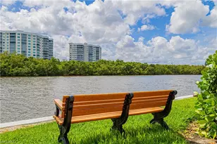 25 Bluebill Ave, Naples, FL 34108 - Photo 39