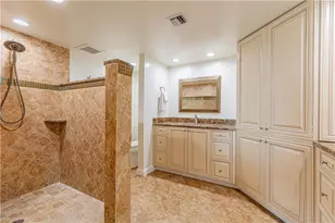 25 Bluebill Ave, Naples, FL 34108 - Photo 29