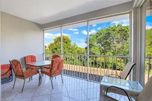 519 Roma Ct, Naples, FL 34110 - Photo 15