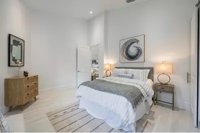 1041 20th Ave NE, Naples, FL 34120 - Photo 15