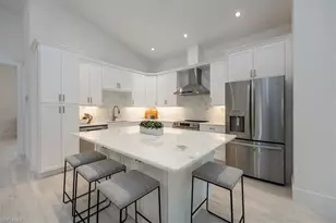 1041 20th Ave NE, Naples, FL 34120 - Photo 7