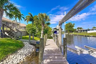 9346 Palm Island Cir, North Fort Myers, FL 33903 - Photo 45