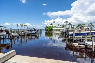 14815 Laguna Dr #103, Fort Myers, FL 33908 - Photo 7