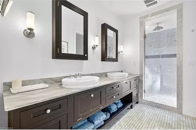 477 3rd Ave S #2, Naples, FL 34102 - Photo 17