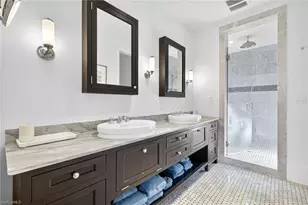 477 3rd Ave S, Naples, FL 34102 - Photo 17