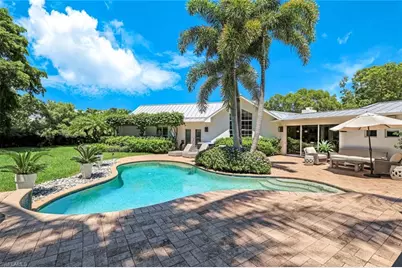 642 6th Ave N, Naples, FL 34102 - Photo 1