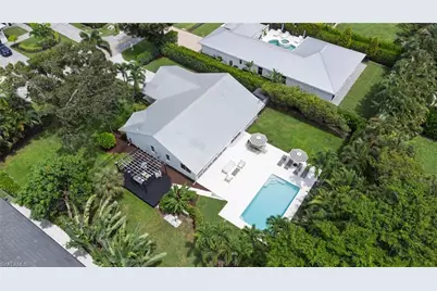 1200 Cypress Woods Dr, Naples, FL 34103 - Photo 27