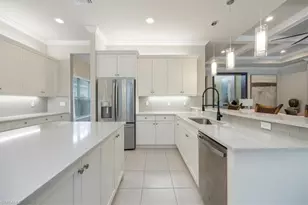 28648 Wharton Dr, Bonita Springs, FL 34135 - Photo 7