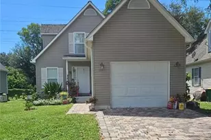 199 Leawood Cir, Naples, FL 34104 - Photo 1