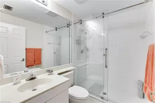 6510 Valen Way, Naples, FL 34108 - Photo 13