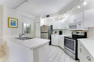 6510 Valen Way, Naples, FL 34108 - Photo 3