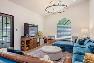 5960 Bur Oaks Ln, Naples, FL 34119 - Photo 5