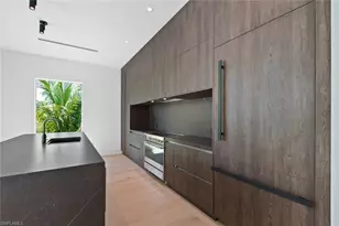 1135 Bluebird Ave, Marco Island, FL 34145 - Photo 27