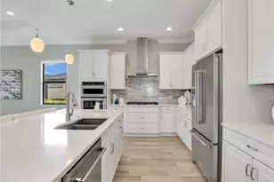 2079 Antigua Ln N, Naples, FL 34120 - Photo 15