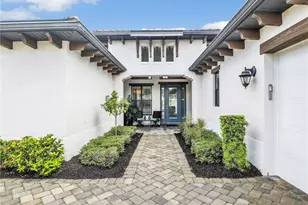 2079 Antigua Ln N, Naples, FL 34120 - Photo 7