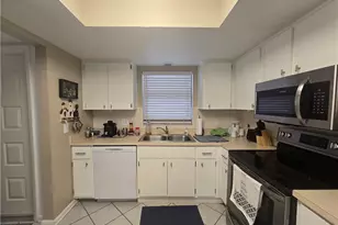 4955 Pepper Cir, Naples, FL 34113 - Photo 7