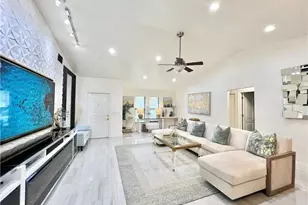 2499 River Reach Dr, Naples, FL 34104 - Photo 5