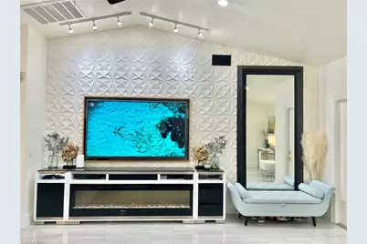 2499 River Reach Dr, Naples, FL 34104 - Photo 7