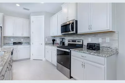 18180 Everson Miles Cir, North Fort Myers, FL 33917 - Photo 11