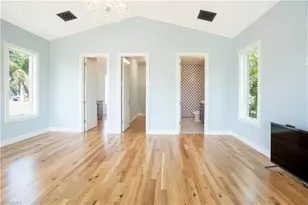 570 96th Ave N, Naples, FL 34108 - Photo 11