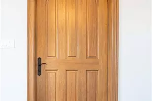 570 96th Ave N, Naples, FL 34108 - Photo 9