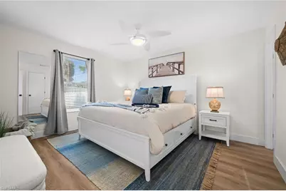 738 95th Ave N, Naples, FL 34108 - Photo 7