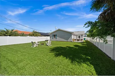 738 95th Ave N, Naples, FL 34108 - Photo 29