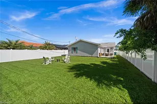 738 95th Ave N, Naples, FL 34108 - Photo 29