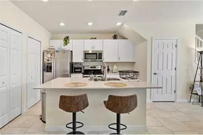 14026 Oviedo Pl, Fort Myers, FL 33905 - Photo 5